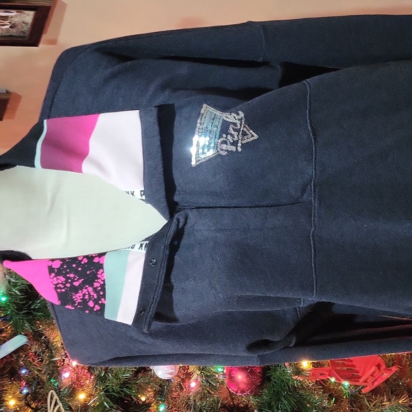 Victoria's Secret PINK Sweatshirt - Picture 4 of 14